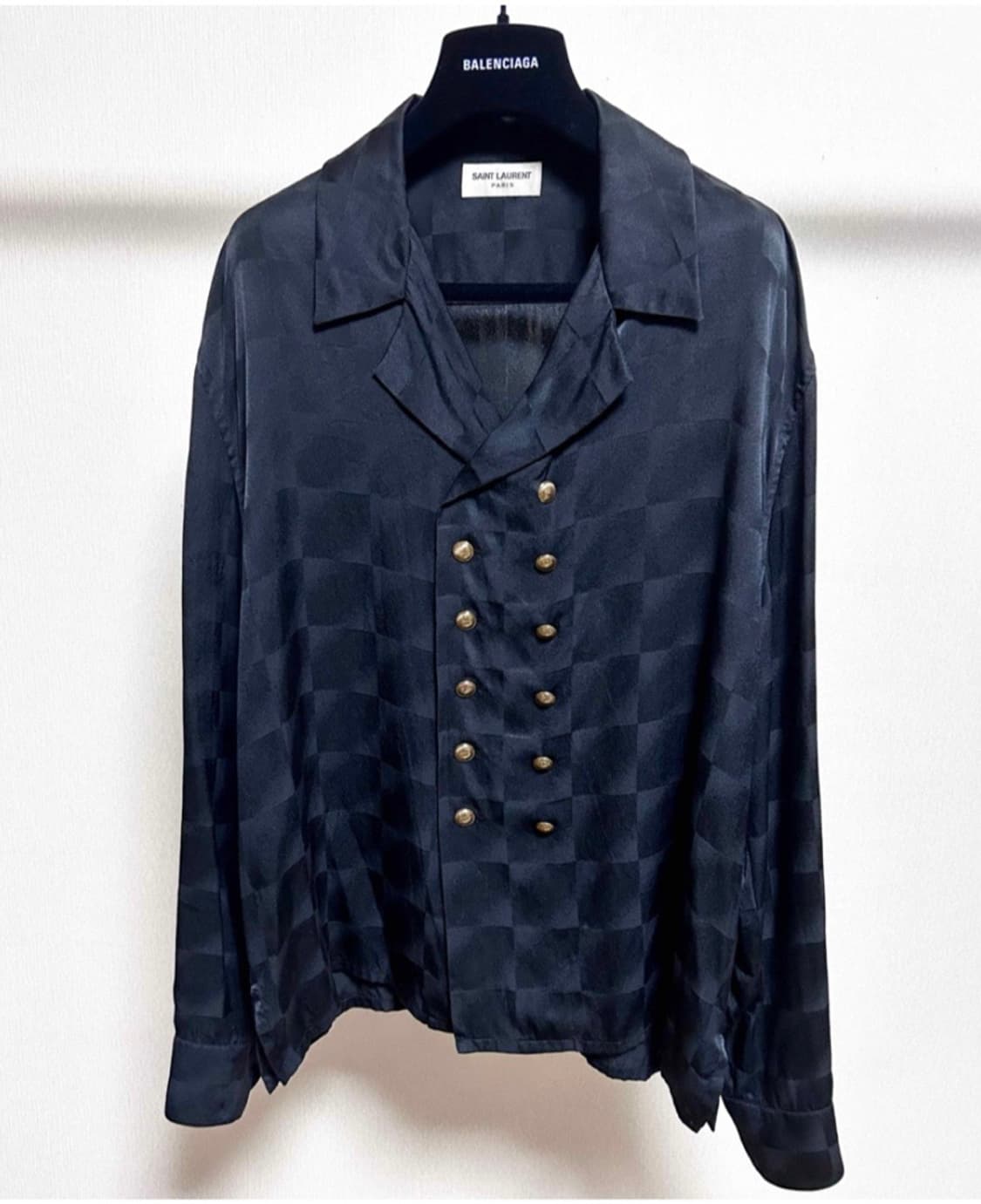 [스키즈 필릭스님 착용] 생로랑 22AW 자카드 금장 버튼 셔츠 상품이미지3