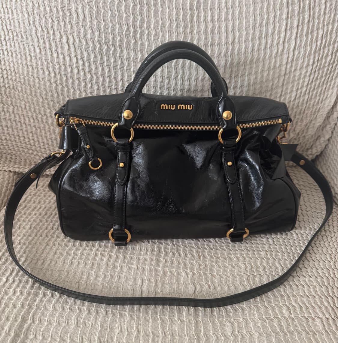 미우미우 비텔로 럭스 보우 사첼백 토트 크로스 상품이미지1