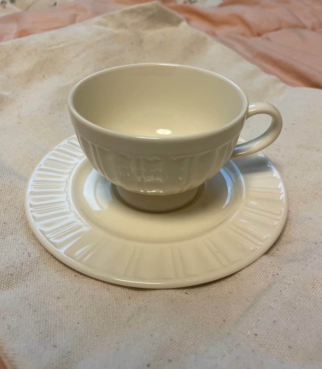 프리미엄 화이트 포슬린 양각음각 커피잔 찻잔 아스티에풍 상품이미지2