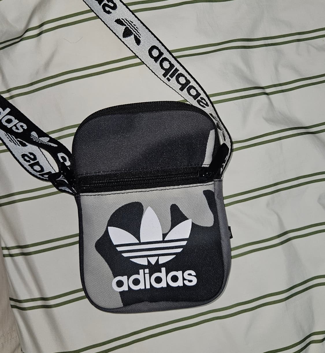 아디다스 카모 미니백/크로스백/가방/카모플라쥬 상품이미지3