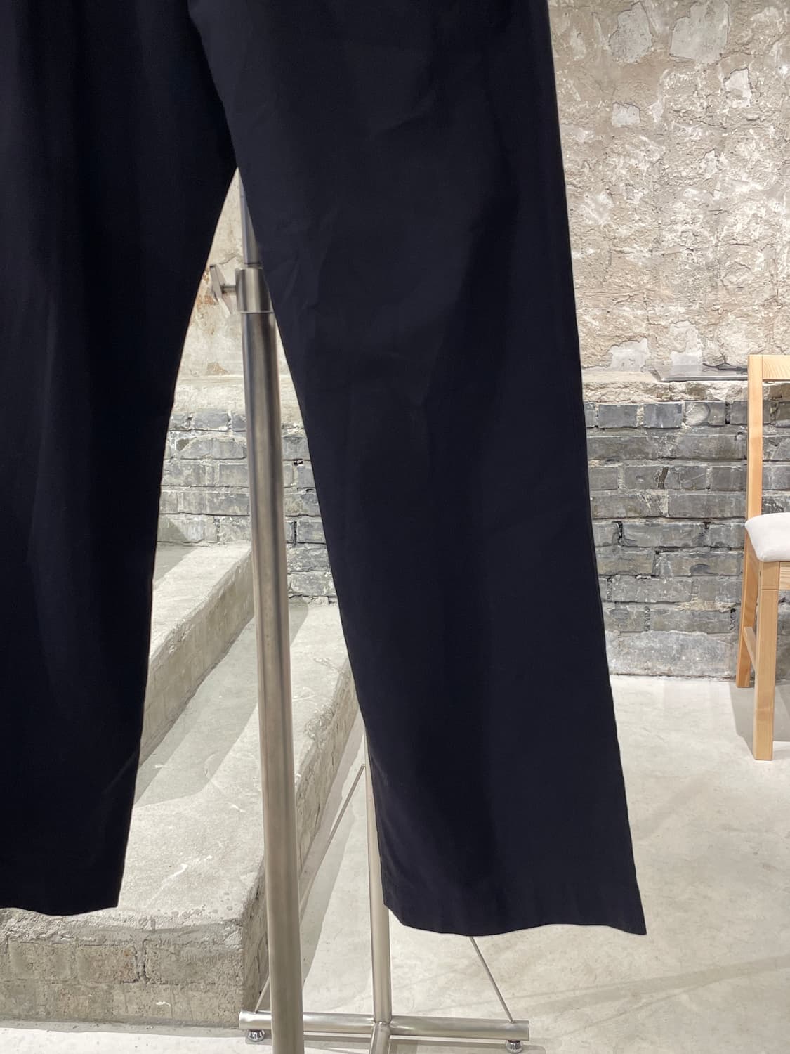 드리스 반 노튼 다크 네이비 웨이스트 타이 슬랙스 상품이미지5