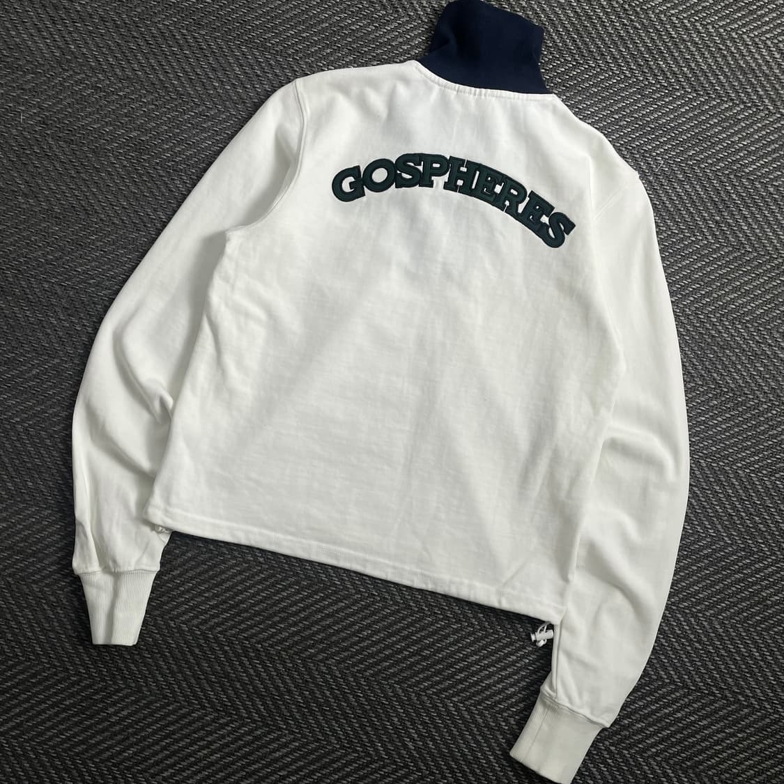 고스피어스 빅로고 우먼스 아노락 스웻 긴팔티y 3946 상품이미지1