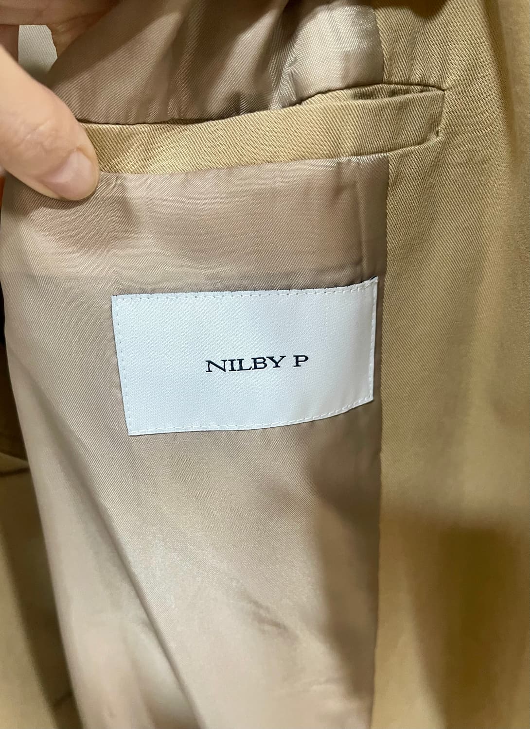 NILBY P 닐바이피 시그니처 볼륨 트렌치코트/베이지 숏기장 상품이미지6