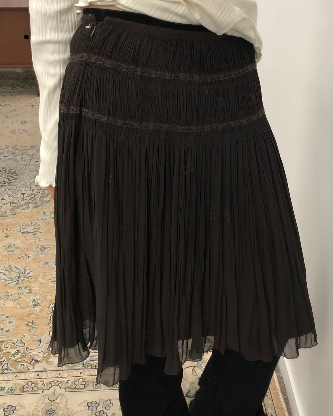 브라운 플리츠 미디 스커트 상품이미지4