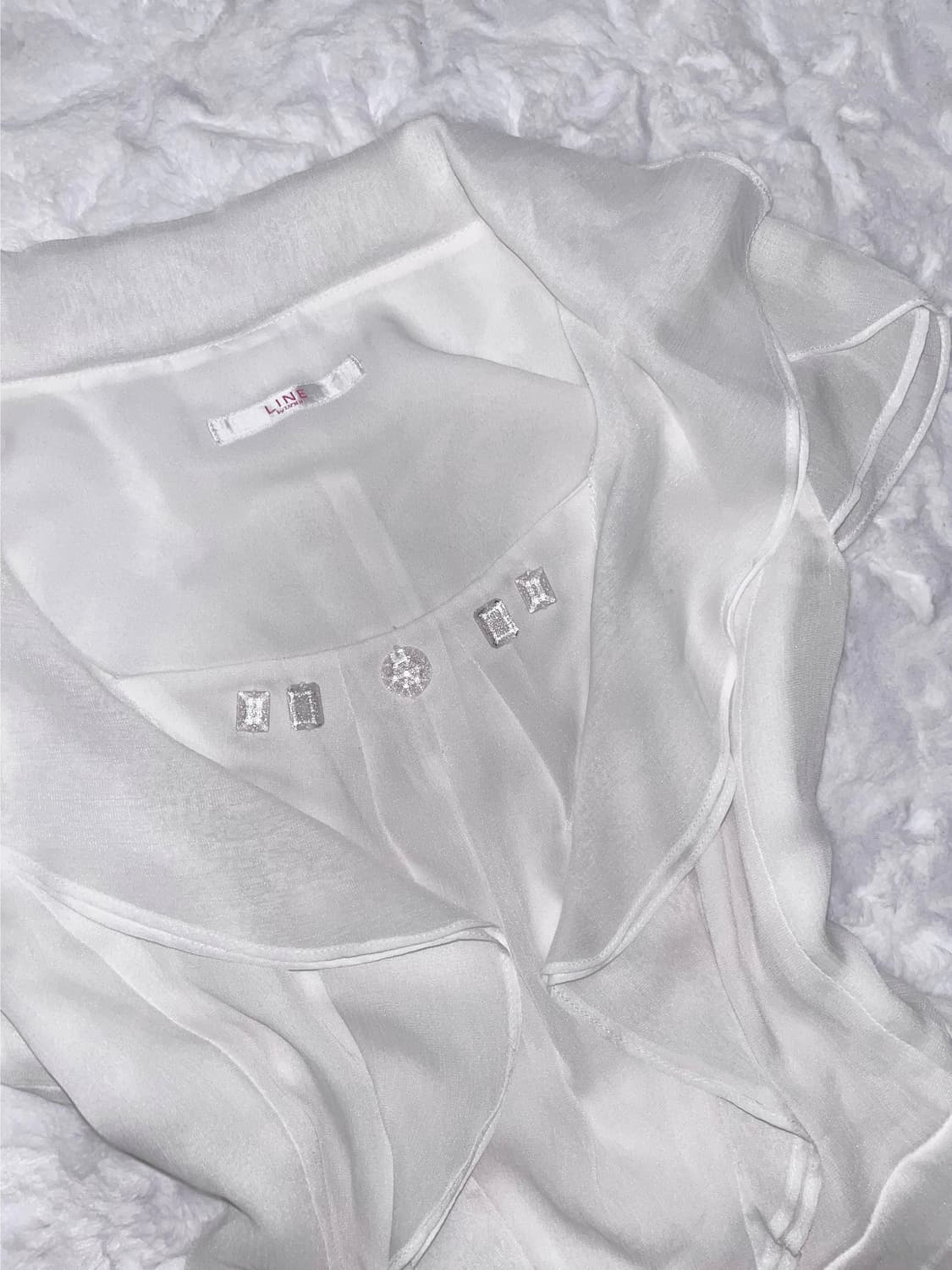 빈티지 화이트 큐빅 반팔 블라우스 상품이미지2