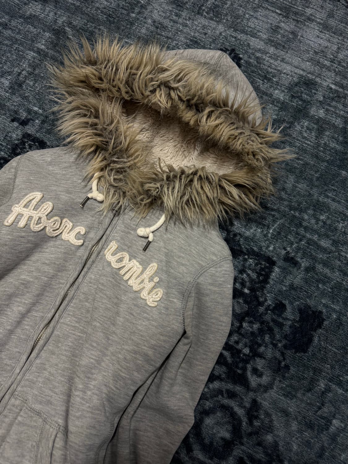 Abercrombie 00s y2k slim fit wolf fur ho 상품이미지3