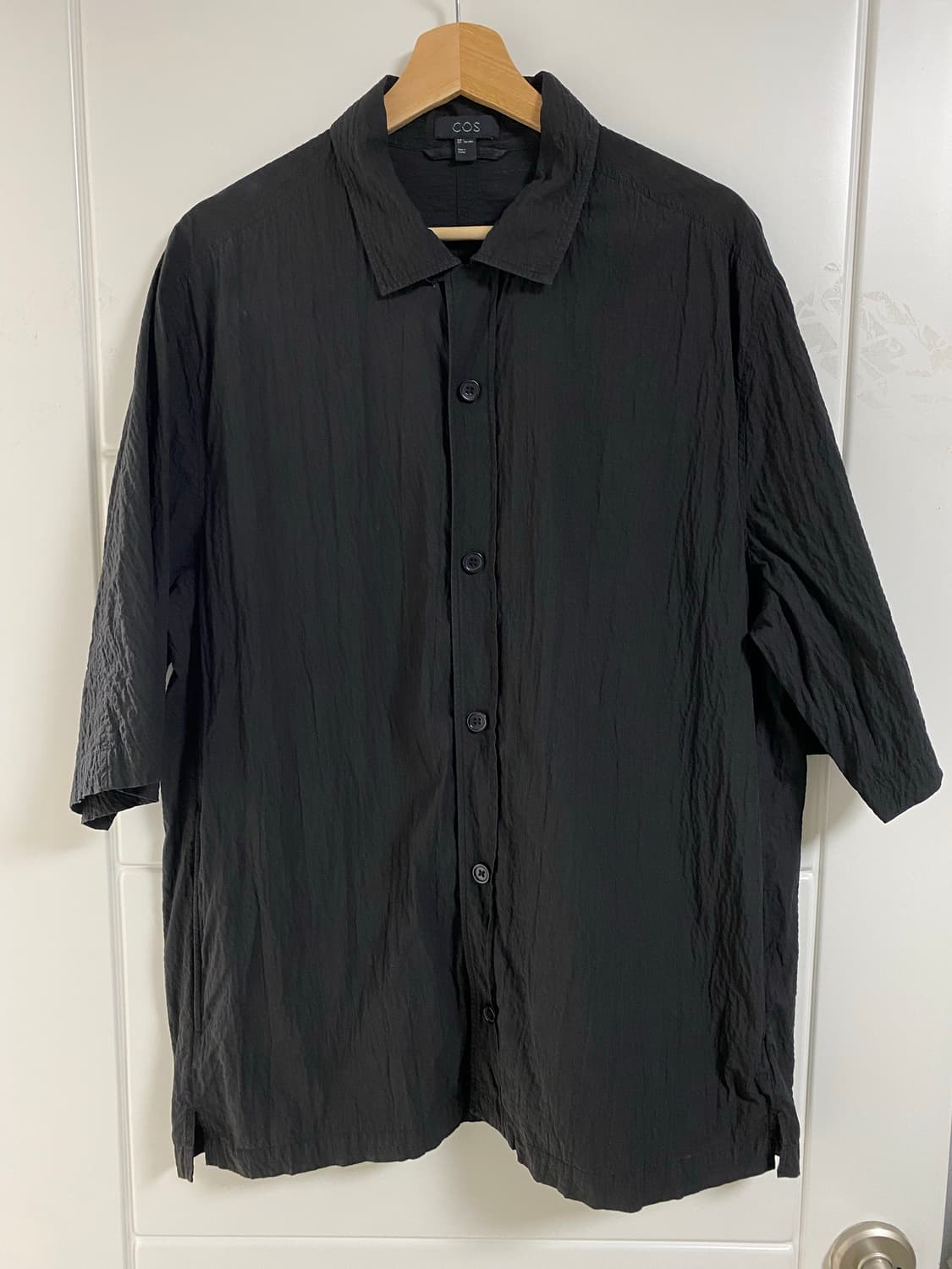 [L] cos 코스 시어서커 하프 셔츠 반팔 셔츠 블랙 상품이미지2