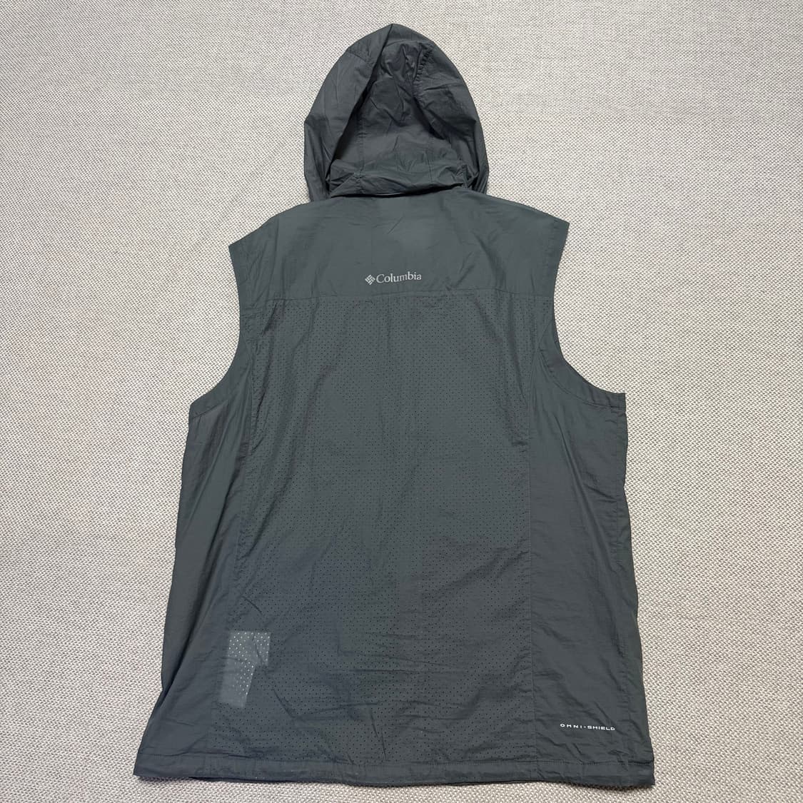 컬럼비아 옴니 쉴드 경량 바람막이 조끼 상품이미지5