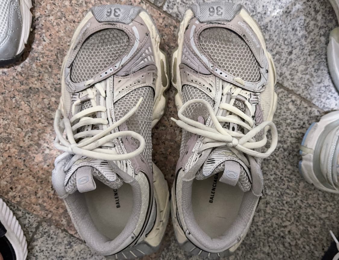 발렌시아가 스테이플러 스니커즈 에그쉘 36사이즈 베이지 그레이 상품이미지2