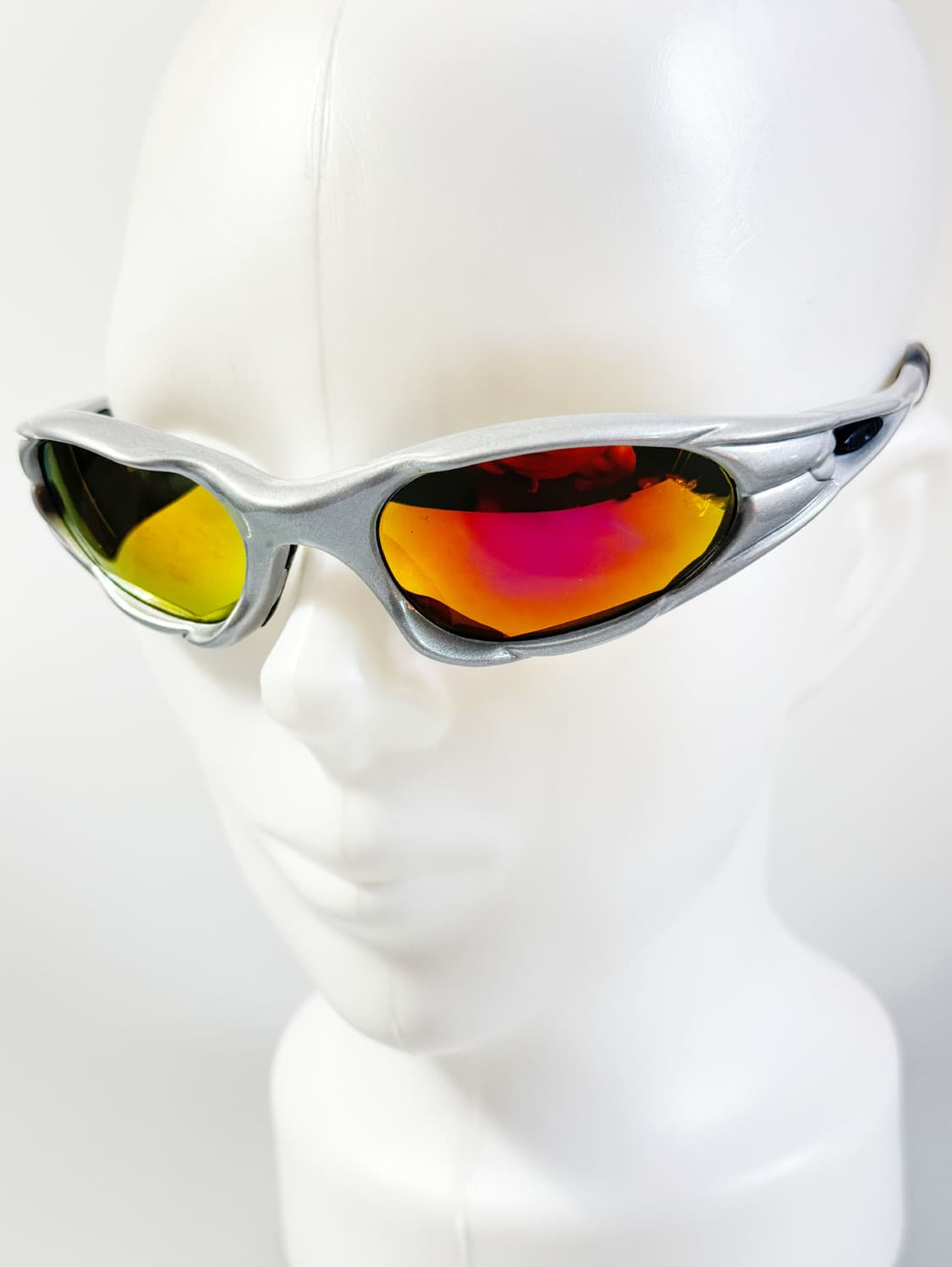 90s 실버톤 랩 어라운드 스포티 빈티지 선글라스 상품이미지8