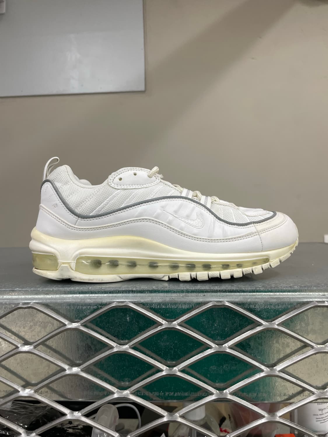 나이키 에어맥스 98 트리플 화이트 250 상품이미지4