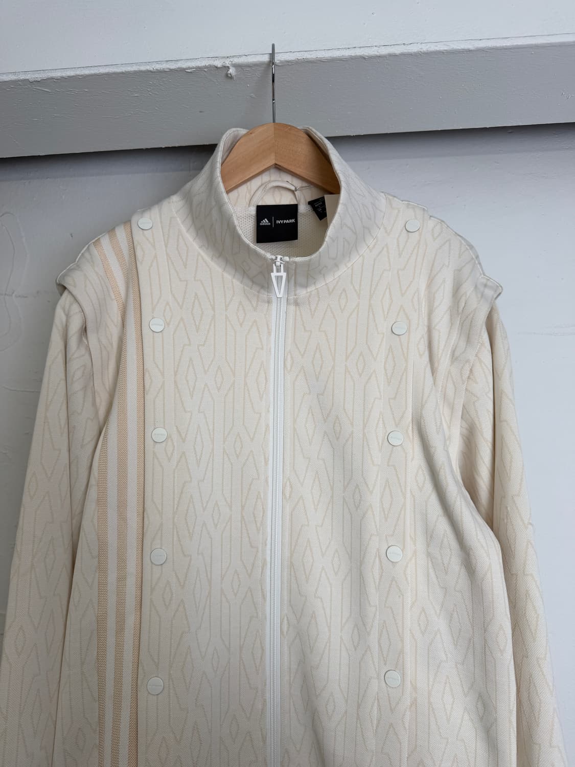 ADIDAS IVY PARK track jacket  상품이미지5