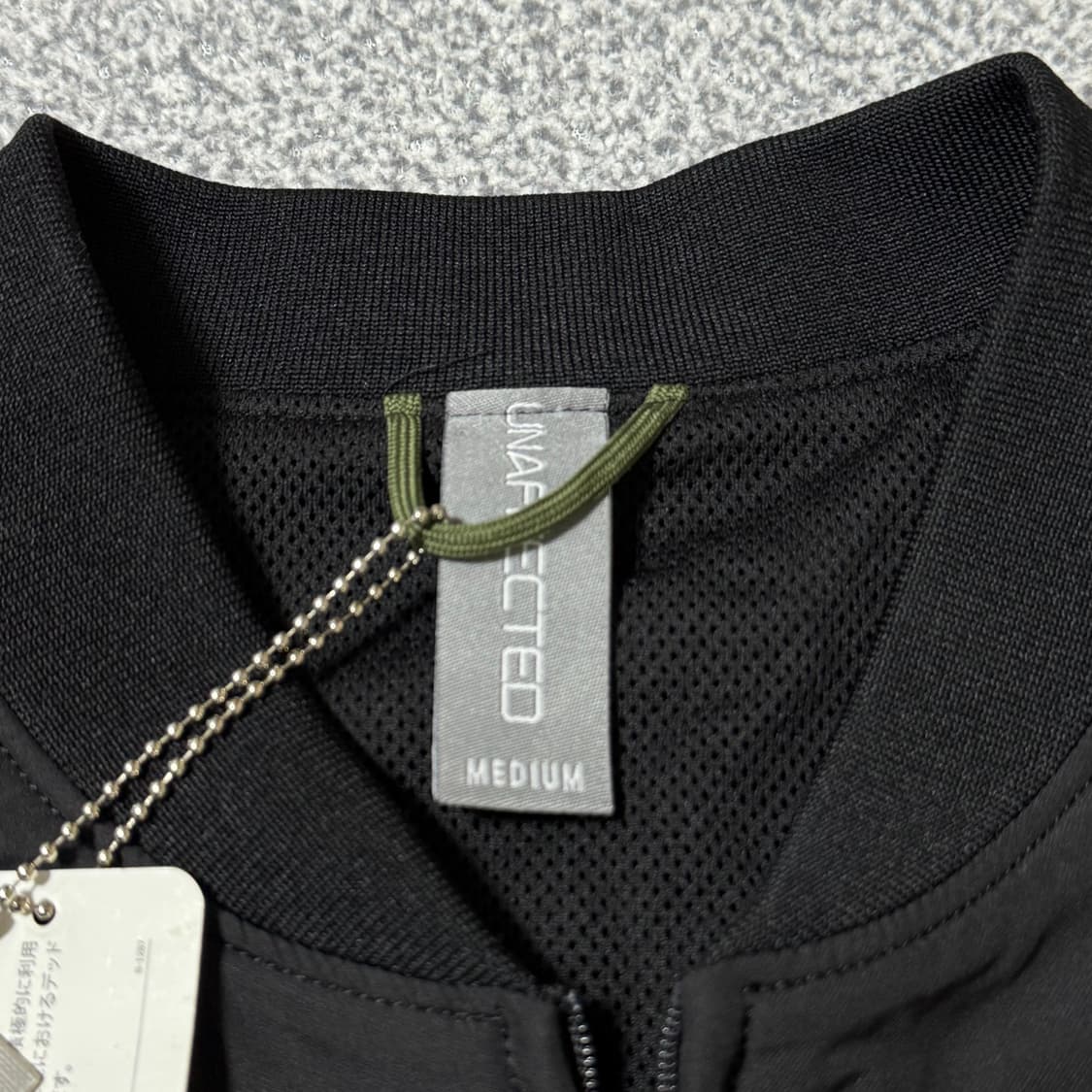 [정가 23만원 새상품] 언이펙티드 트레이닝 자켓 상품이미지7