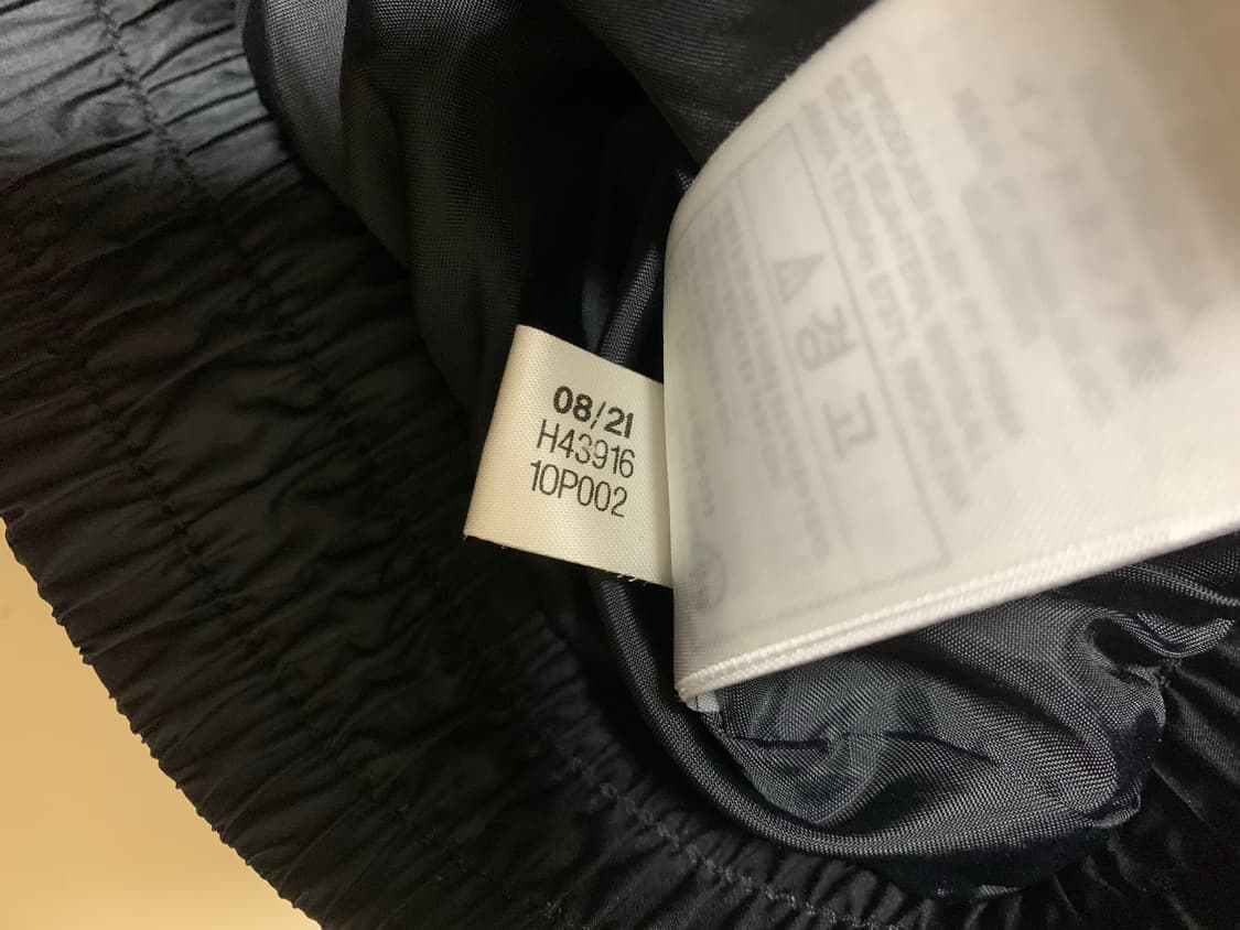 아디다스 퀼팅 패딩  크롭 자켓 M 상품이미지5