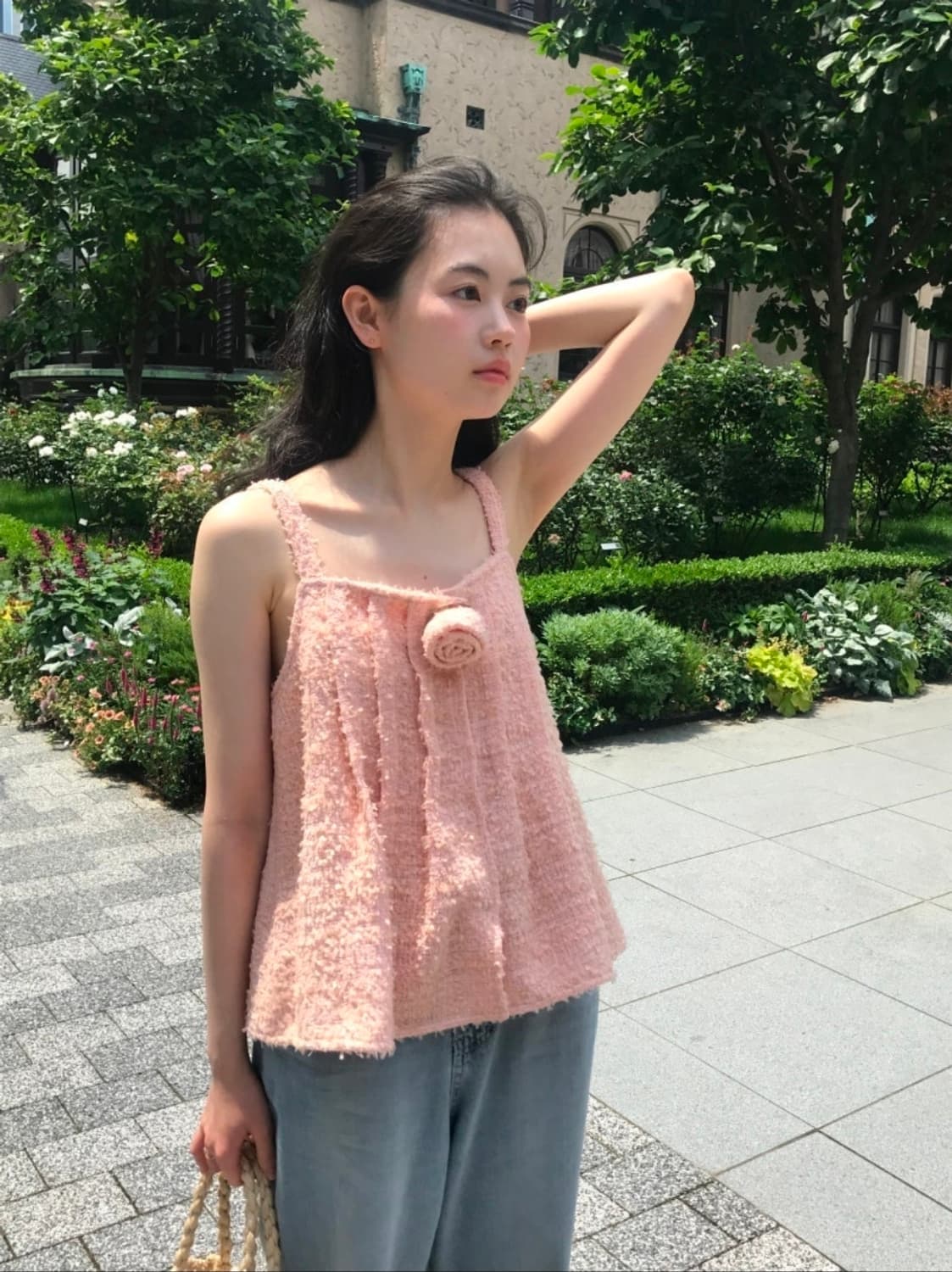 [새상품] 아카이브제이투유 트위드 슬리브리스 로즈 브로치 상품이미지1