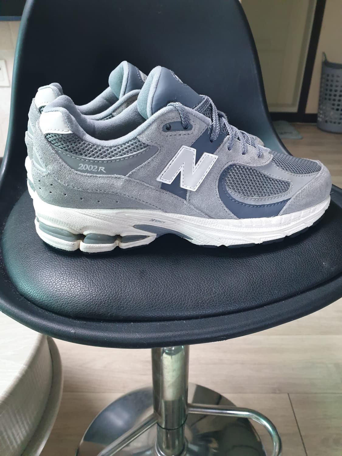 뉴발란스 235 상품이미지2