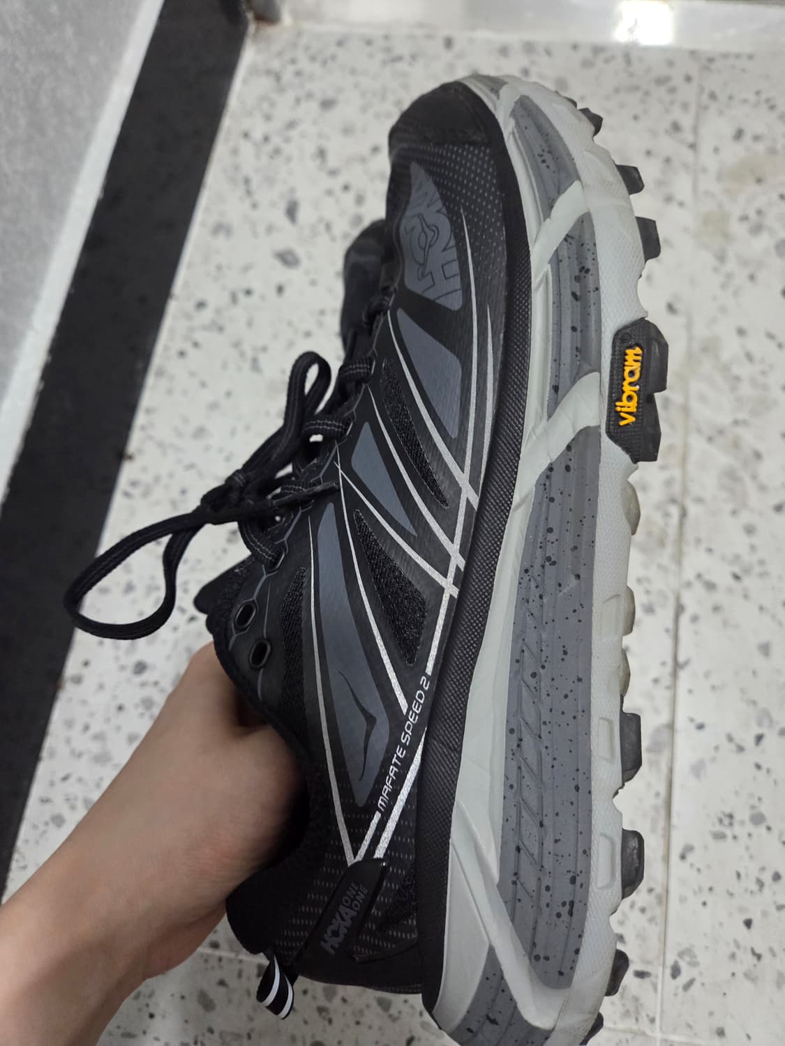 호카 마파테 스피드2 블랙 캐슬록 260(박스 포함) 상품이미지2