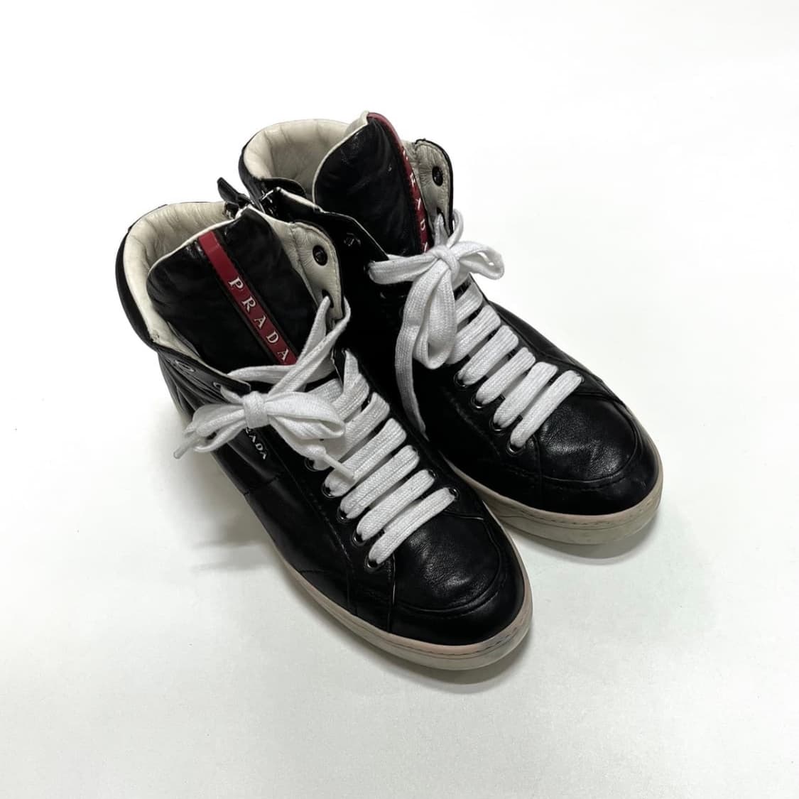 프라다 스포츠 하이탑 스니커즈  상품이미지1