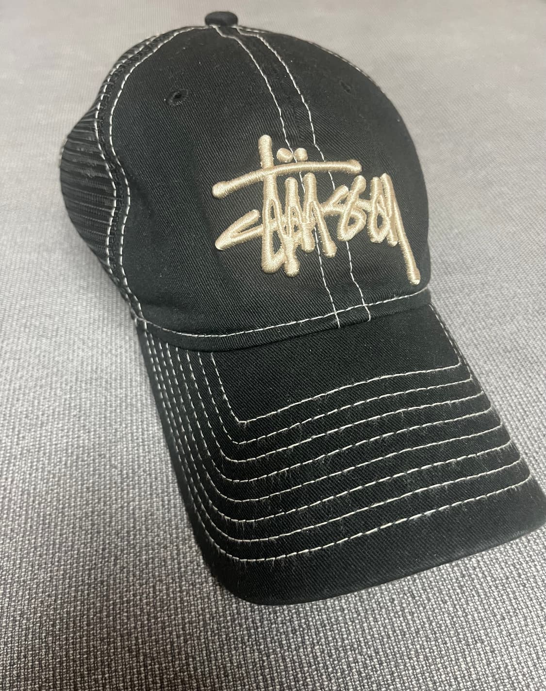 뉴에라 스투시 메쉬캡 블랙 상품이미지1