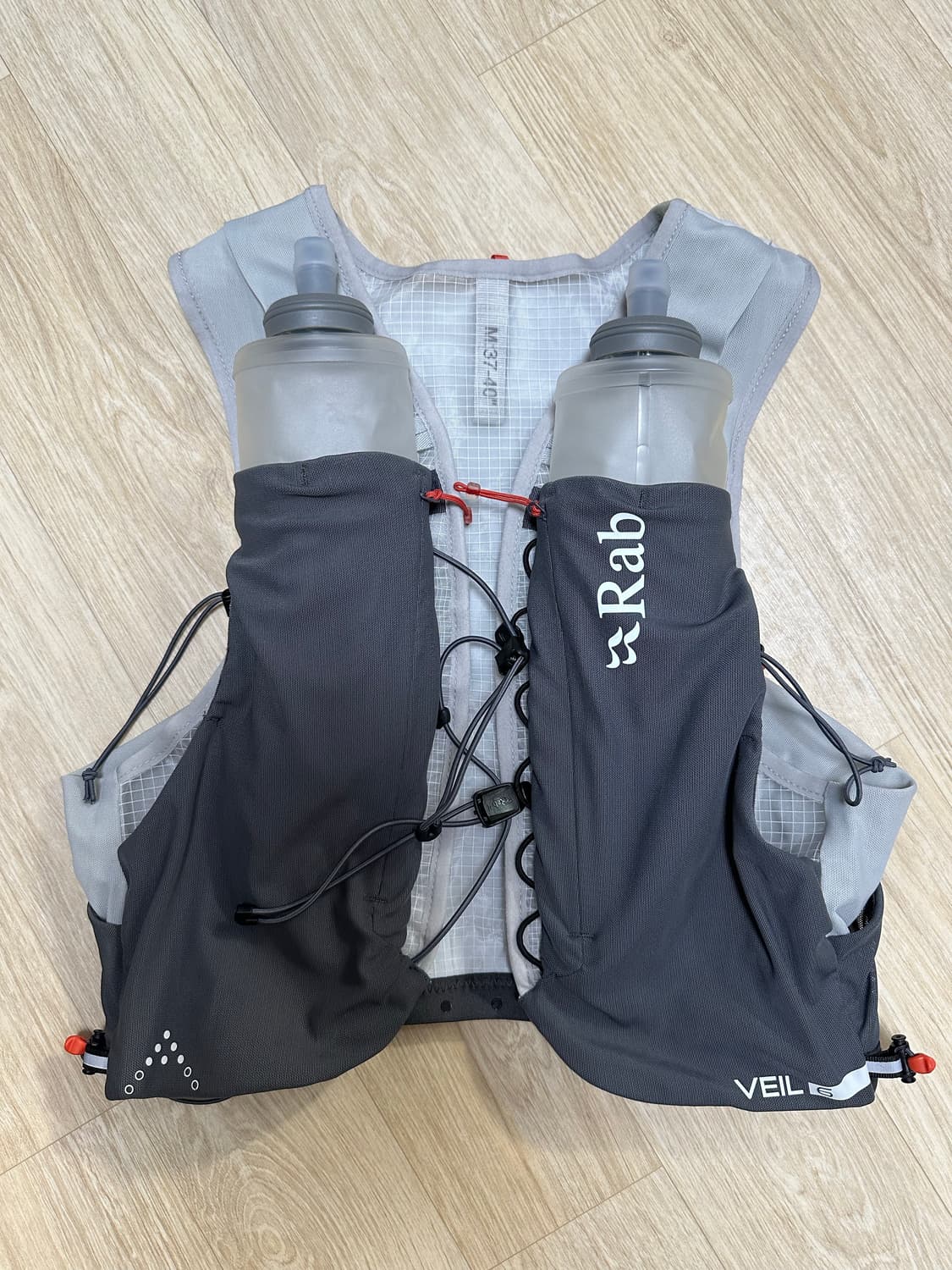 Rab 베일6 러닝 베스트(플라스크 2개 포함) + 요헤미티 에너지젤 상품이미지1