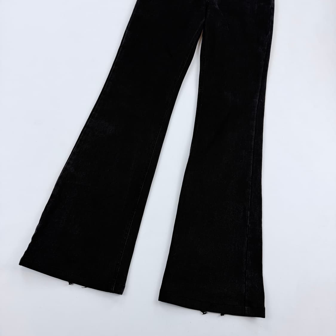 보헤미안서울 블랙 부츠컷 데님 팬츠 상품이미지3