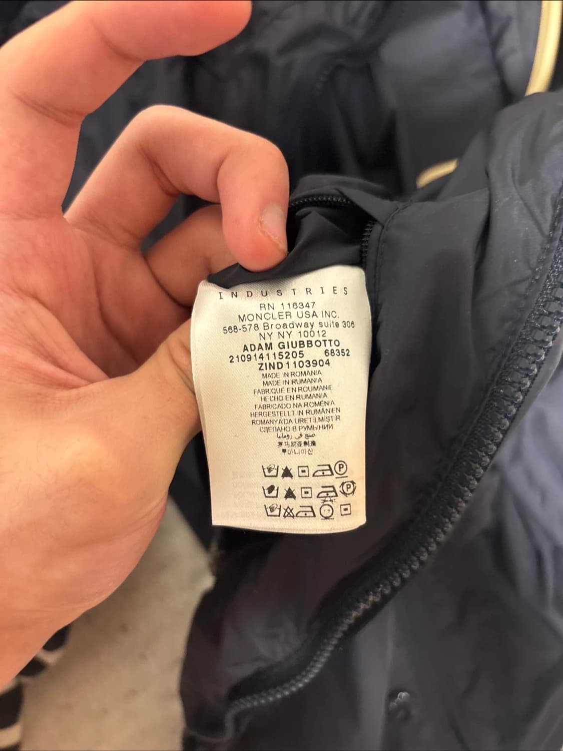 몽클레어 네이비 바람막이 상품이미지7