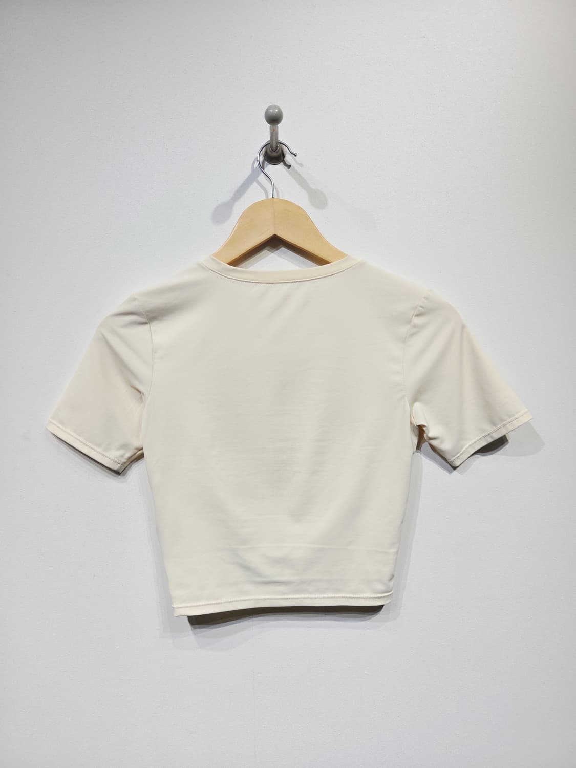 젝시믹스 전면 꼬임 크롭 반팔티 아이보리 상품이미지5