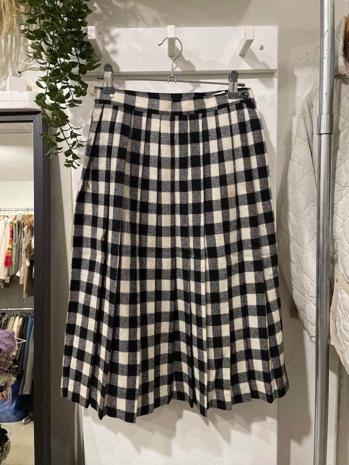 미니멀 체크 플리츠 미디 스커트 상품이미지8