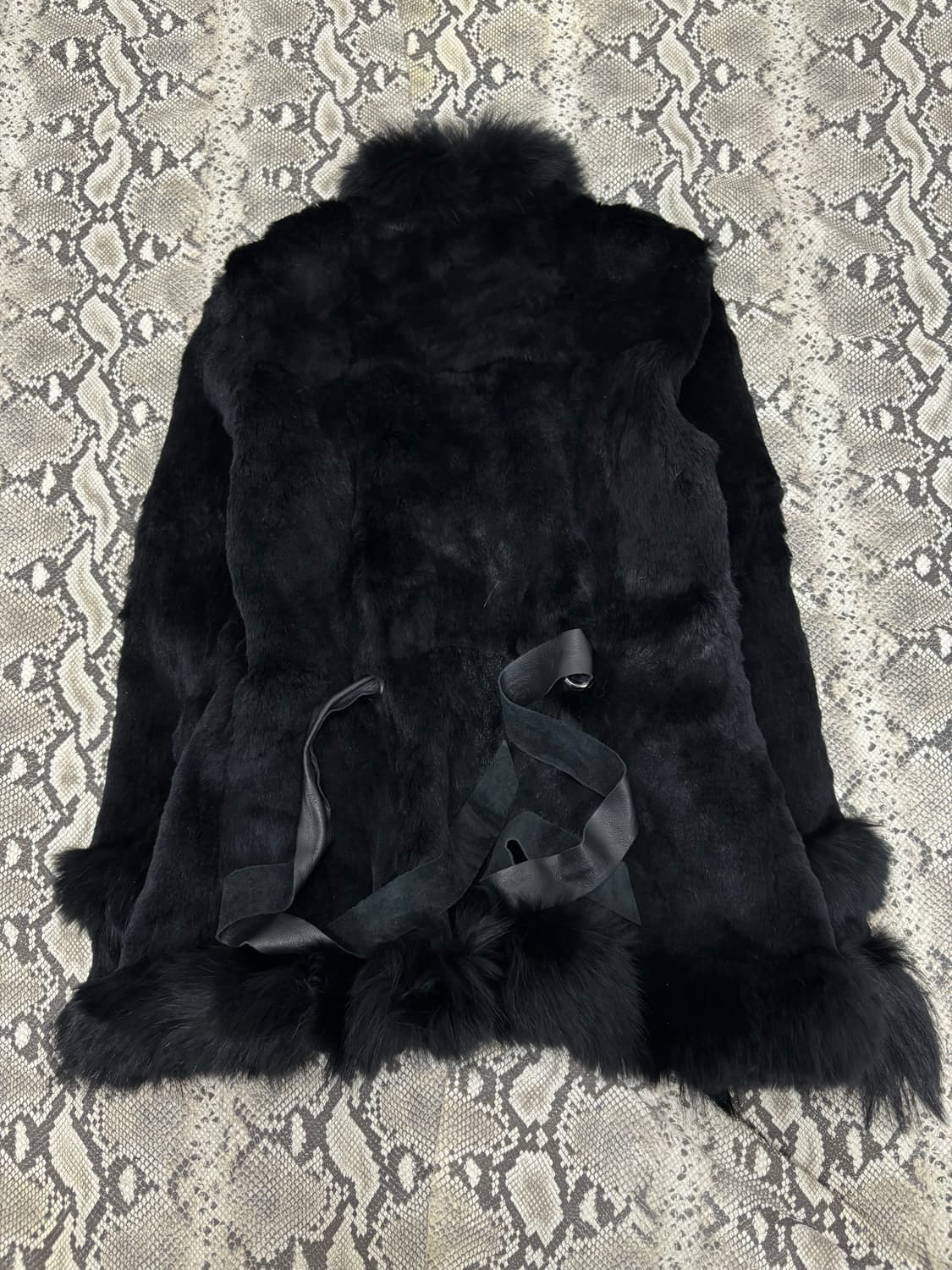 “Vintage” Rabbit Fur Trimming Leather De 상품이미지10