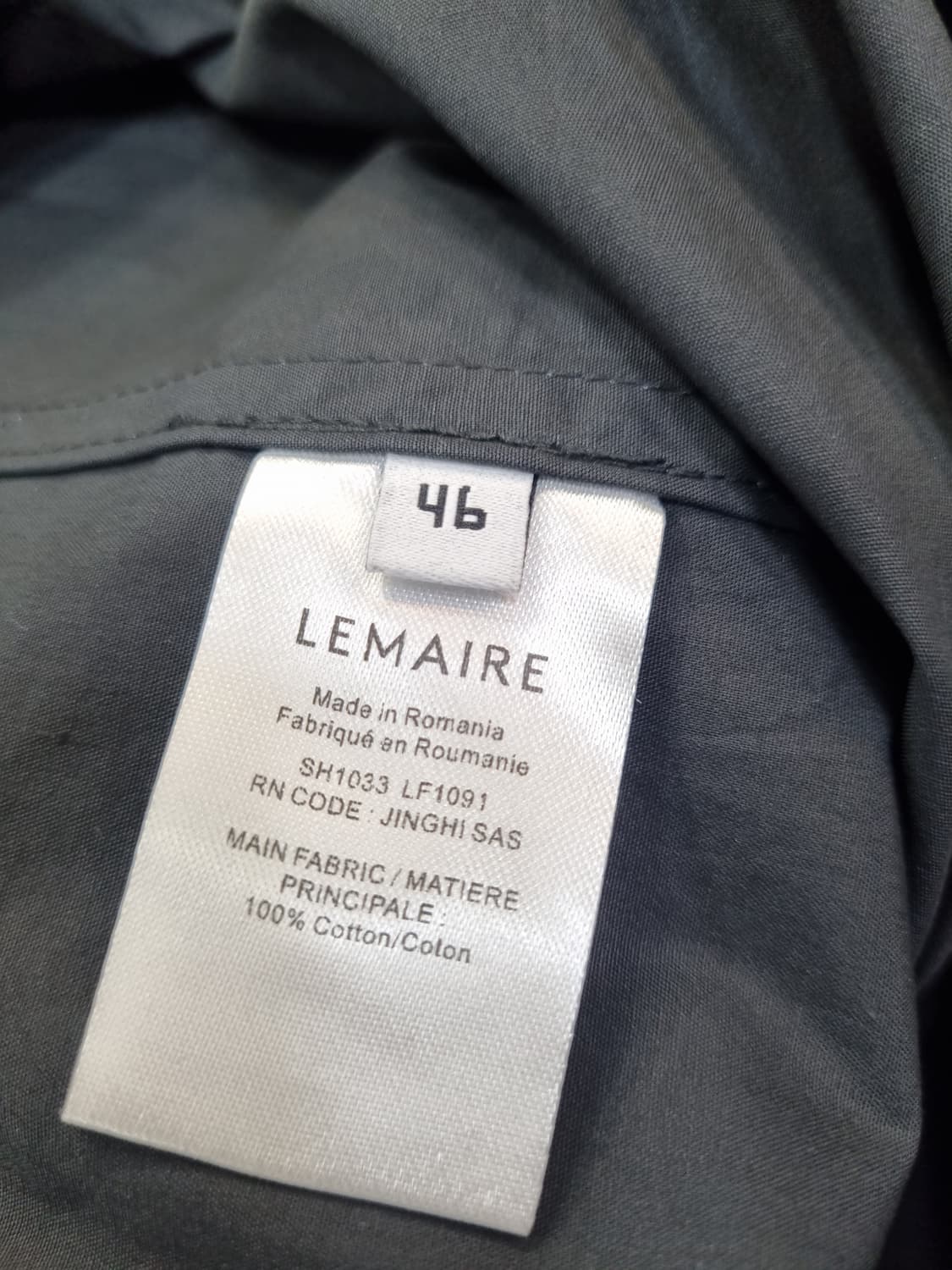 르메르 블랙 셔츠 상품이미지5