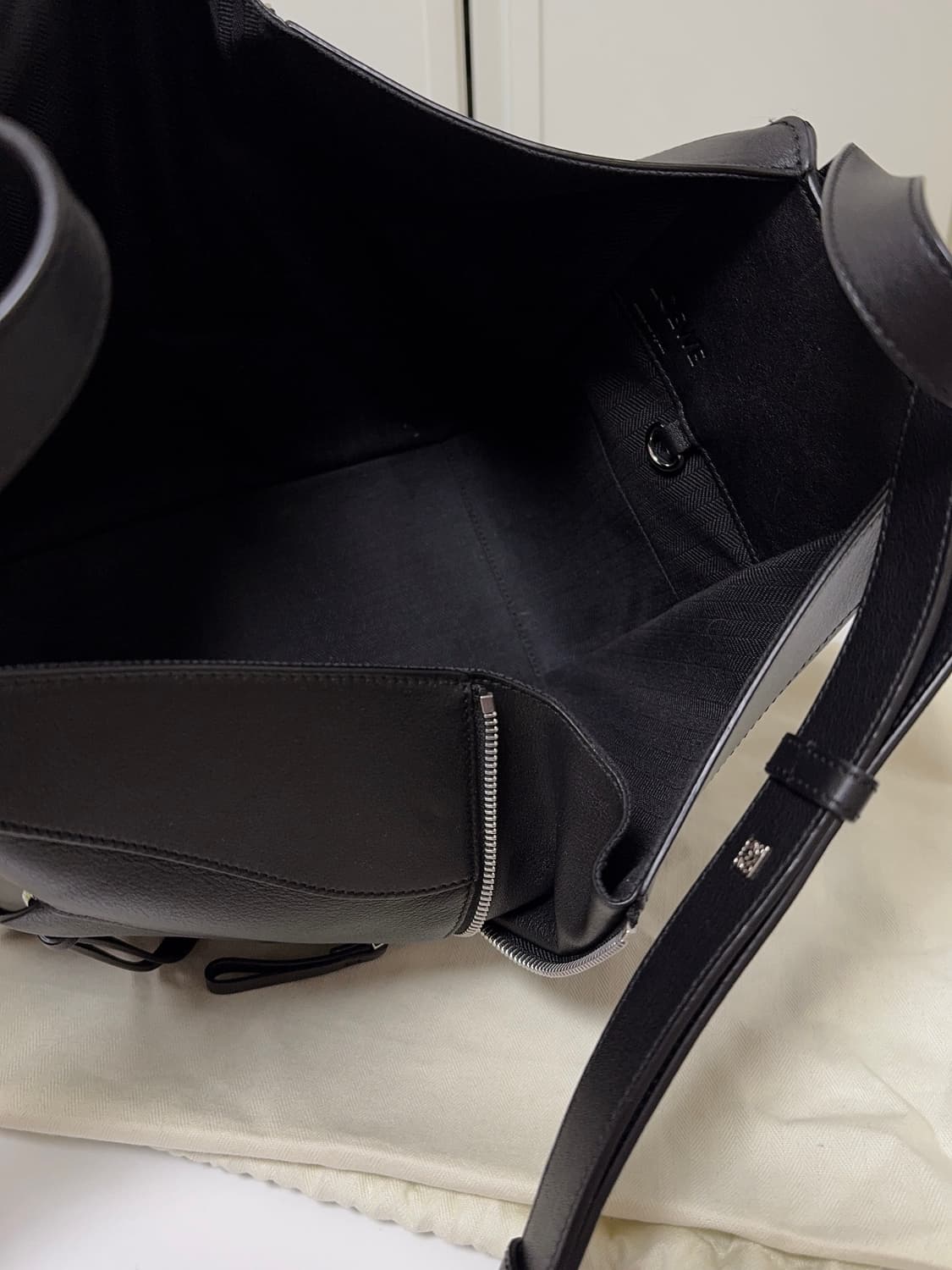 로에베 해먹백 블랙 스몰 상품이미지6