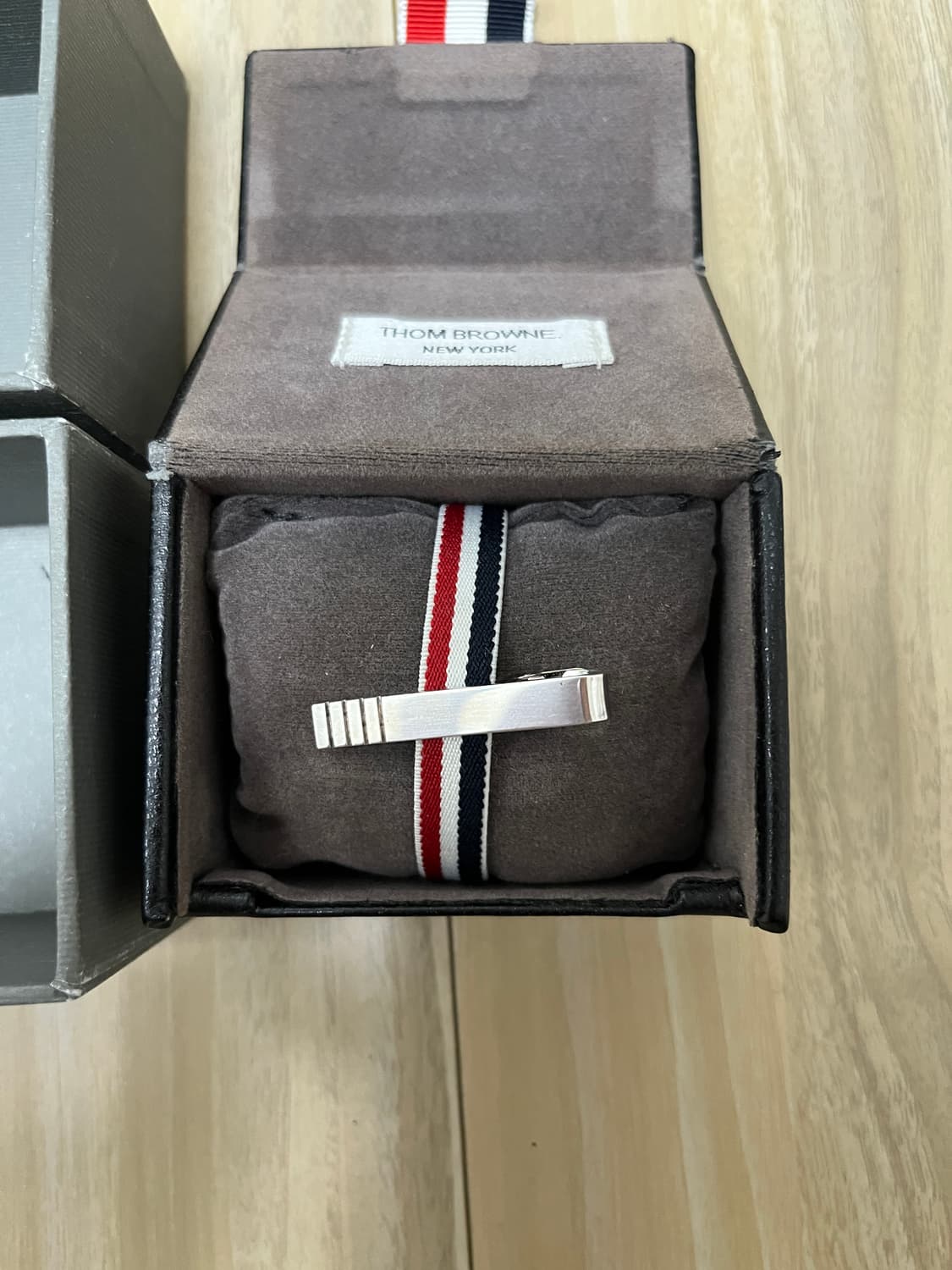 톰브라운 타이핀 타이바 상품이미지4