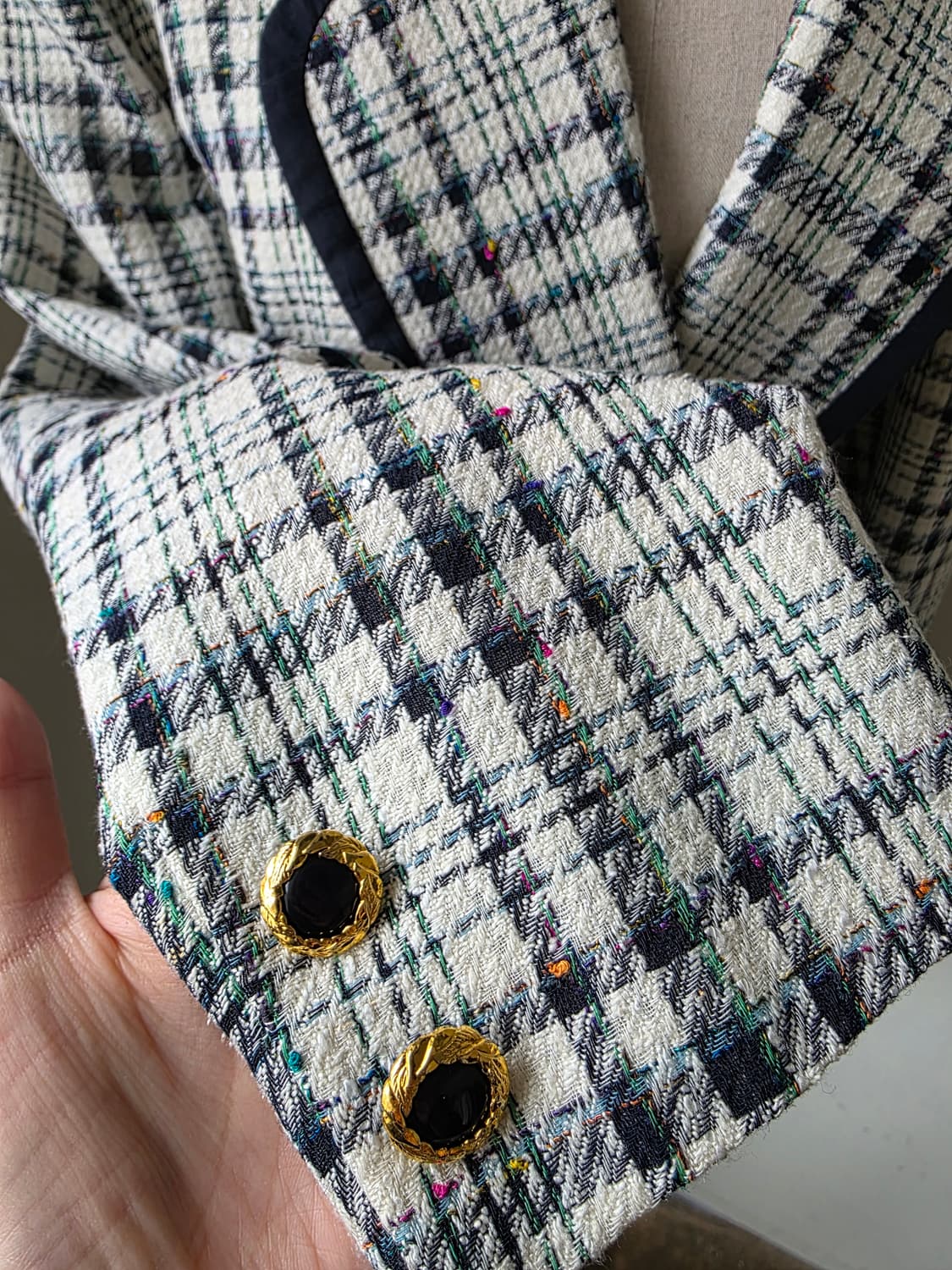 스위스 WEISBROD-ZURRER 트위드 자켓 / 금장 버튼 클래식 라 상품이미지6