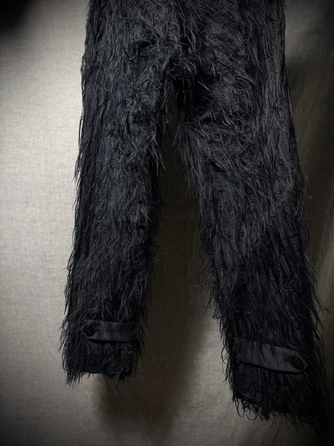 Sacai 22ss Faux Fur Textured Trousers  상품이미지5