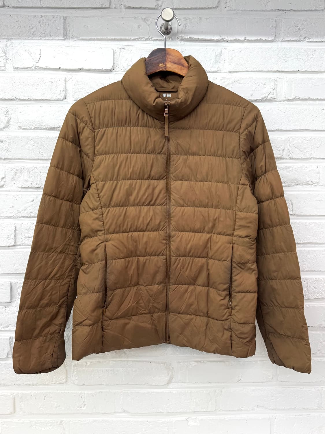 유니클로 브라운 경량패딩 상품이미지3