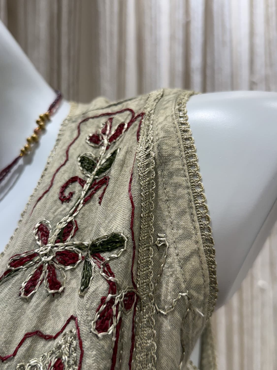 Pistachio Embroidered Sleeveless 0038 상품이미지8