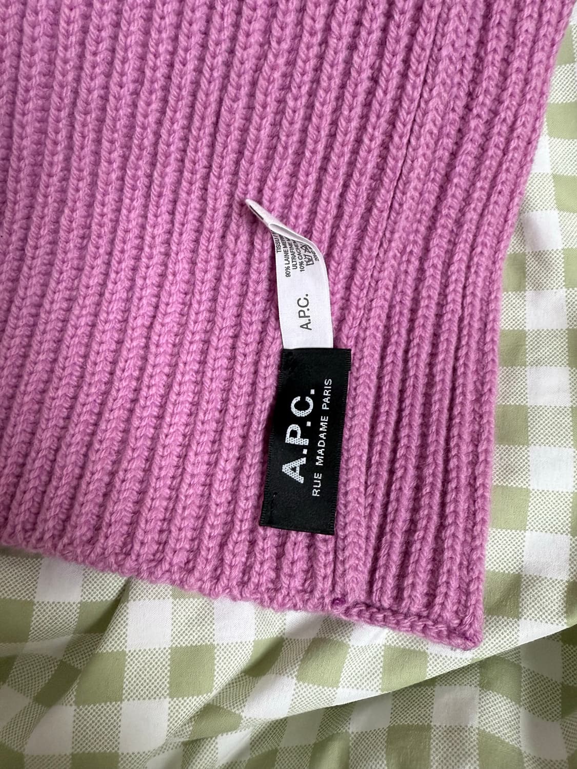 apc 핑크머플러 상품이미지1