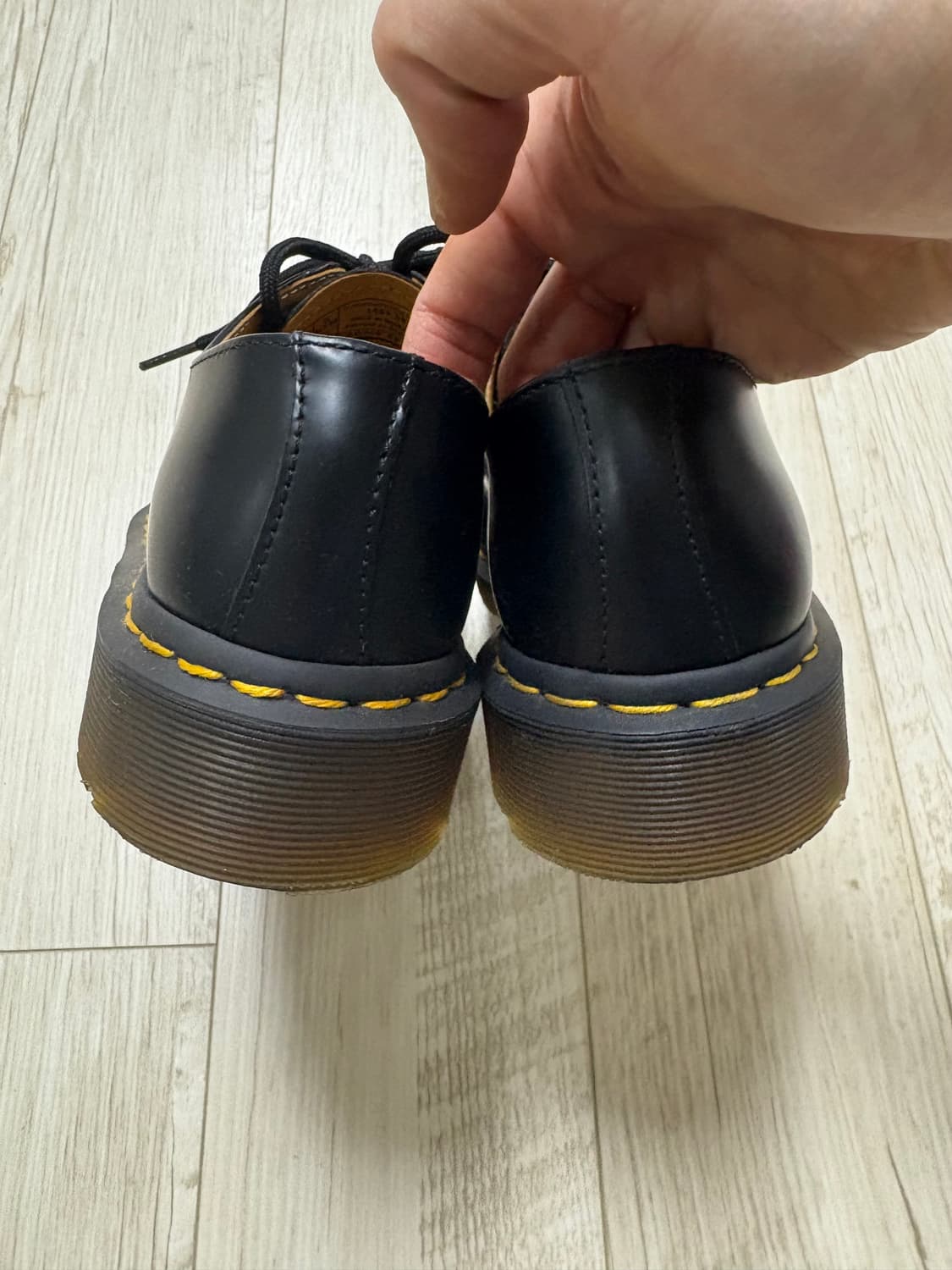 닥터마틴 1461 3홀 스무스 230 상품이미지5