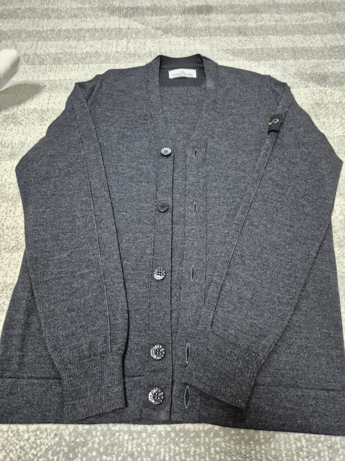 스톤아일랜드 가디건 L 상품이미지1