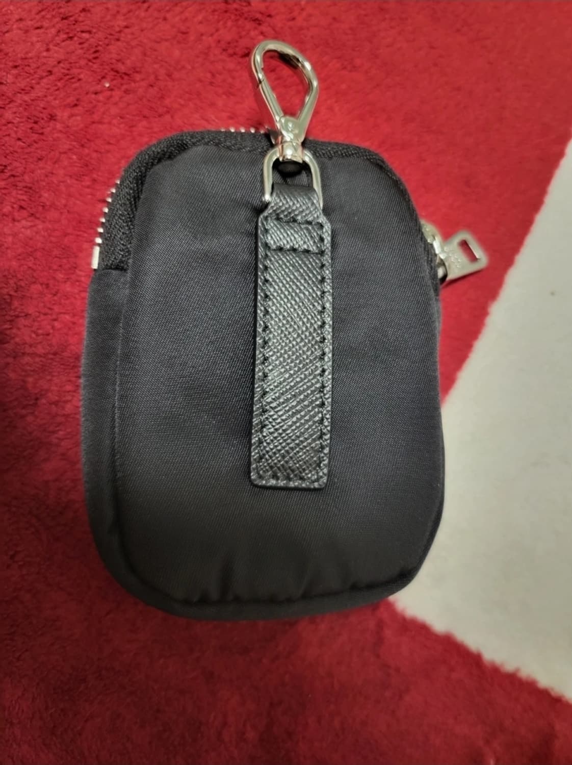 (신형)프라다 리나일론 미니 파우치 키링 상품이미지3