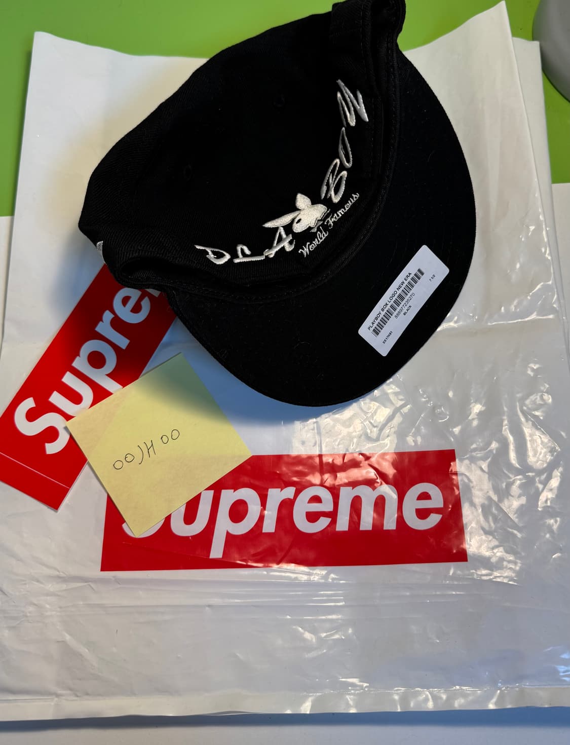 슈프림 뉴에라 플레이보이 모자 상품이미지2