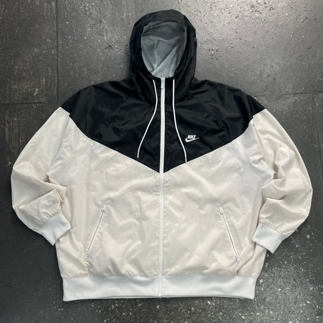 110 나이키 윈드러너 바람막이  상품이미지1