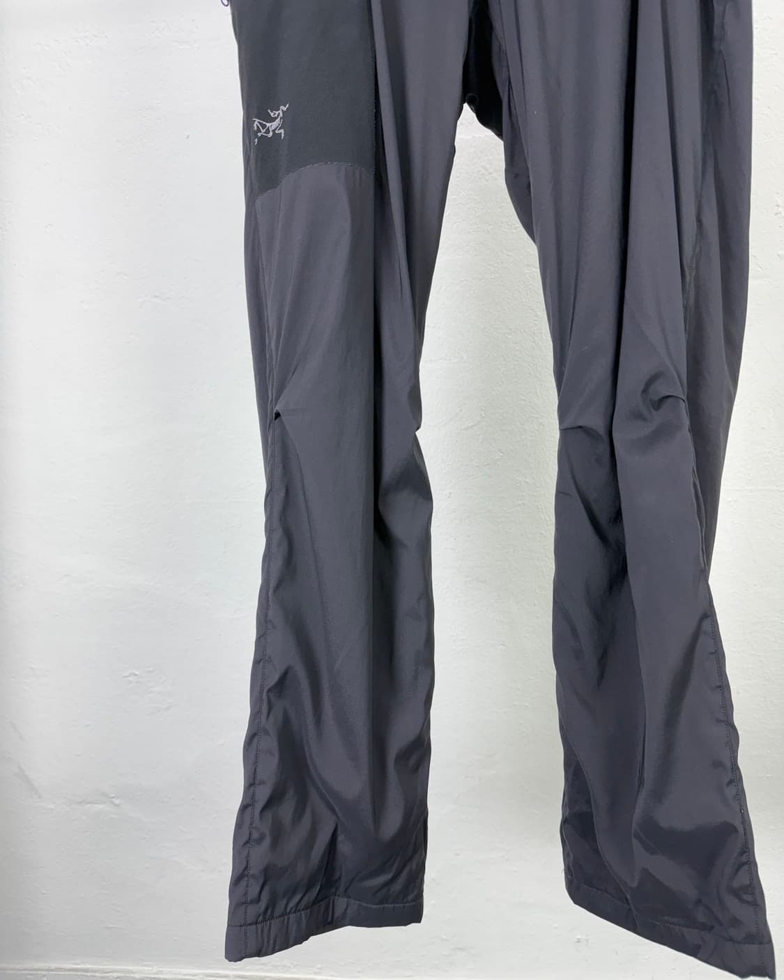 아크테릭스 벤타 블랙 프로톤 드로즈 조거 팬츠 상품이미지4