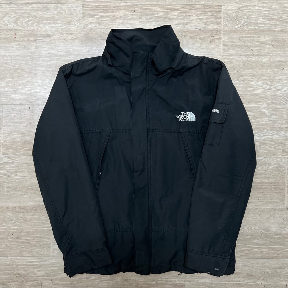 노스페이스 포켓 로고 초판본 바람막이 자켓 [블랙] M/95 상품이미지1