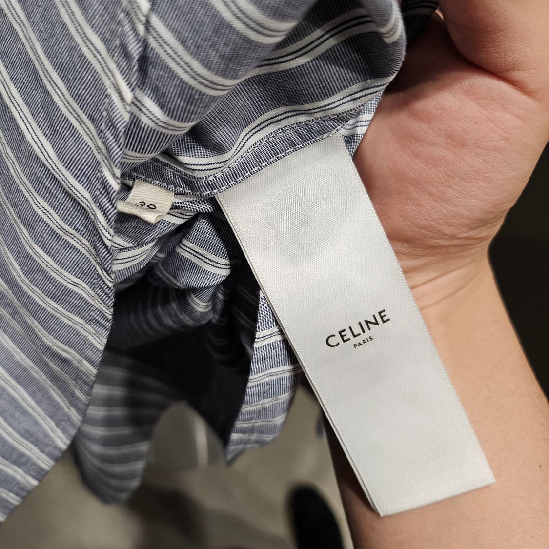 셀린느 트리오페 로고 스트라이프 신상 셔츠 상품이미지4