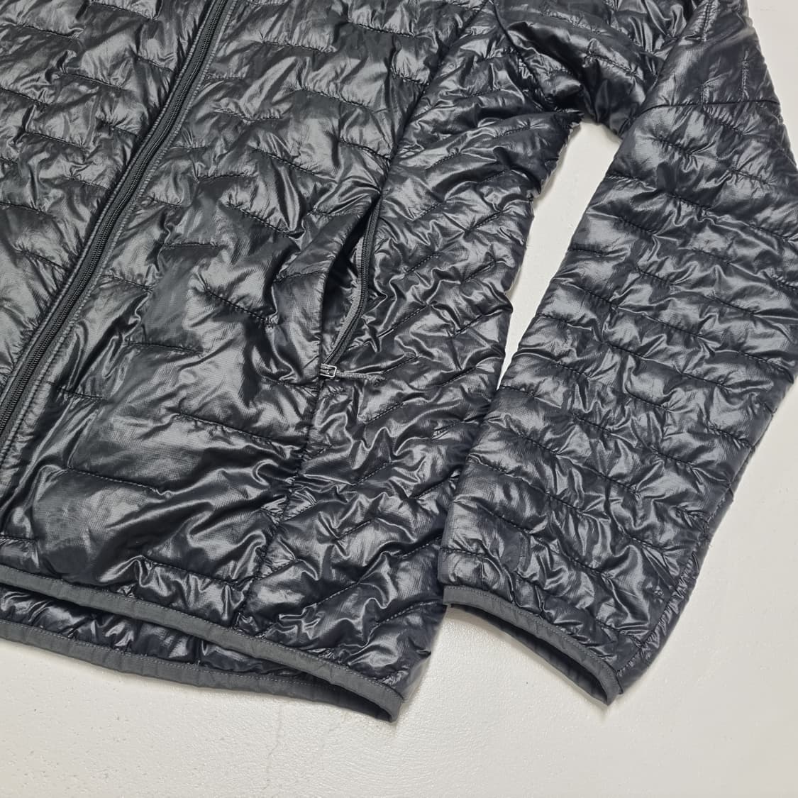 PATAGONIA 마이크로 퍼프 경량 패딩자켓 블랙 - L 상품이미지5