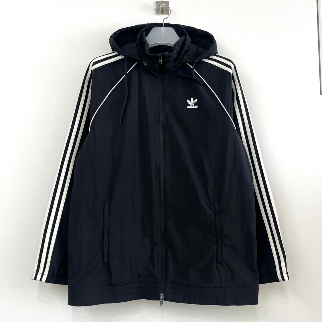 아디다스 오리지널 신형 블랙 삼선 바람막이 자켓 상품이미지2