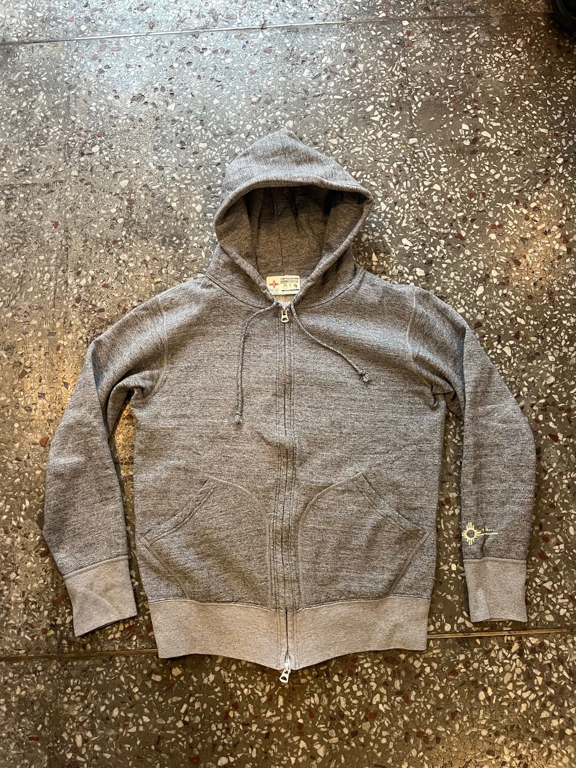 투문 twomoon 리미티드 에디션 스웻후드집업 상품이미지4