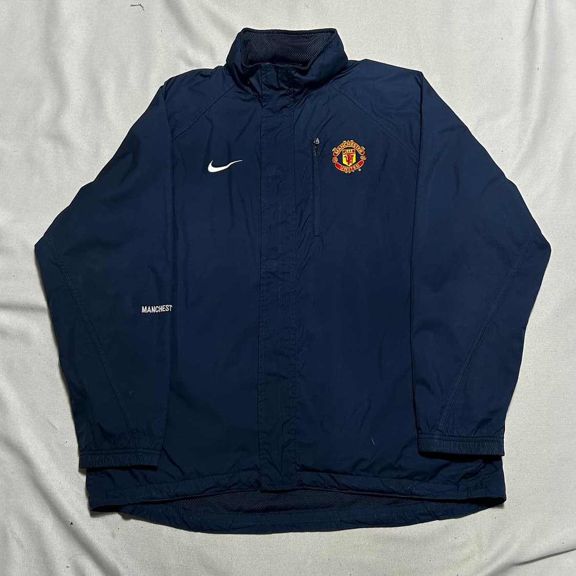 L 나이키 맨체스터유나이티드 내장후드 바람막이 상품이미지2