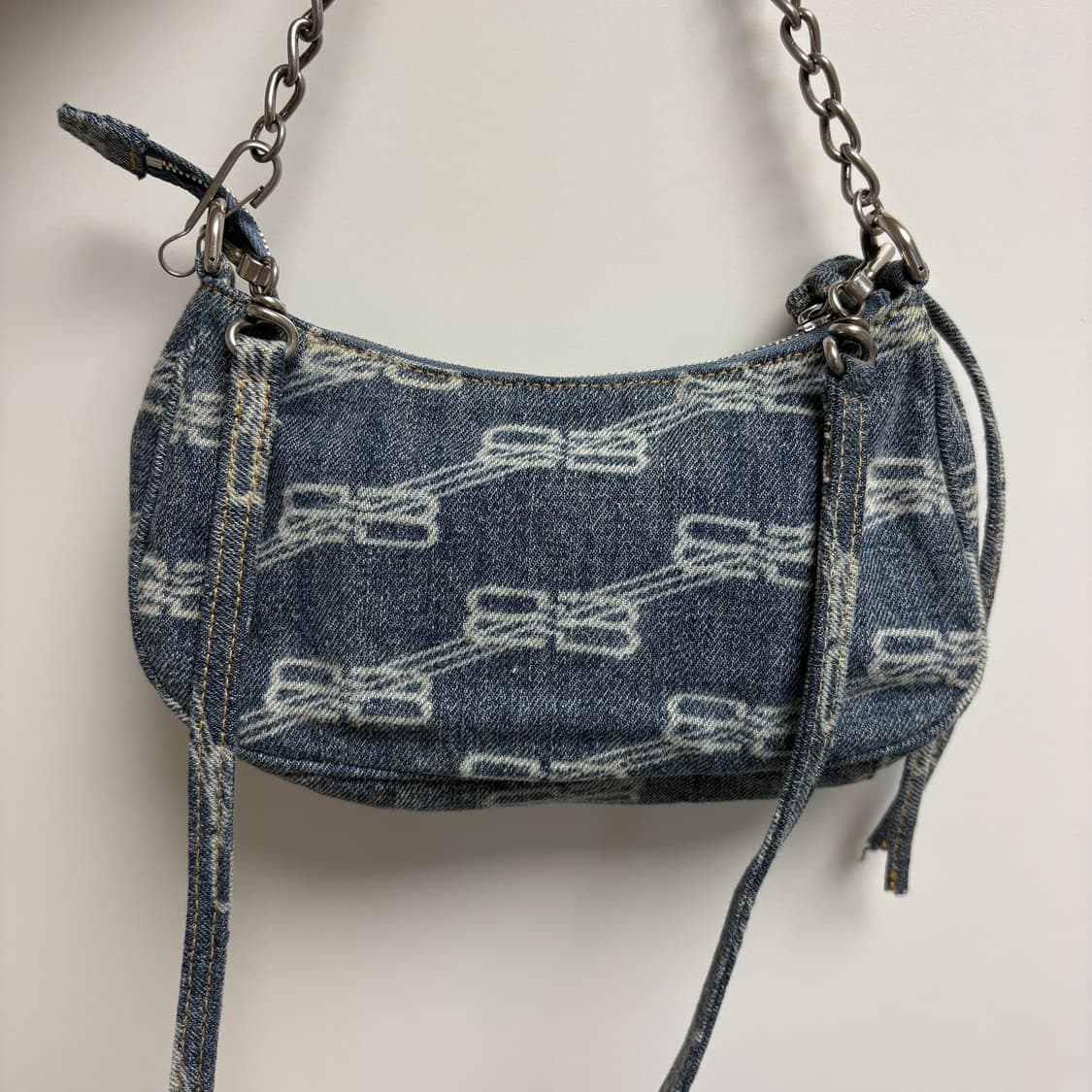 발렌시아가 르카골 미니 데님 체인 숄더백 상품이미지2